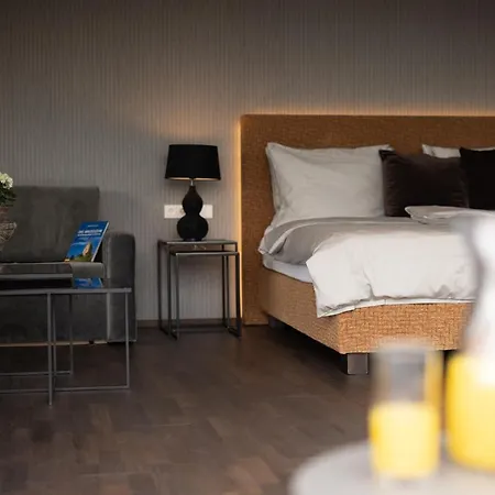 Hotel Finkenhof - Feel At Schenna